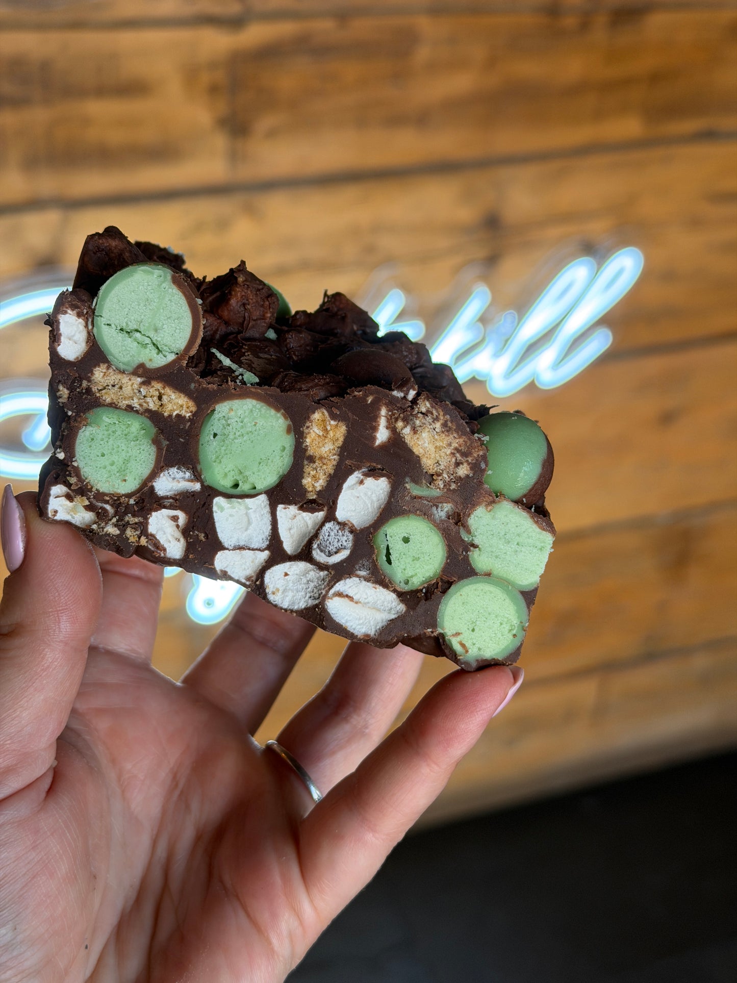 Mint Aero Rocky Road