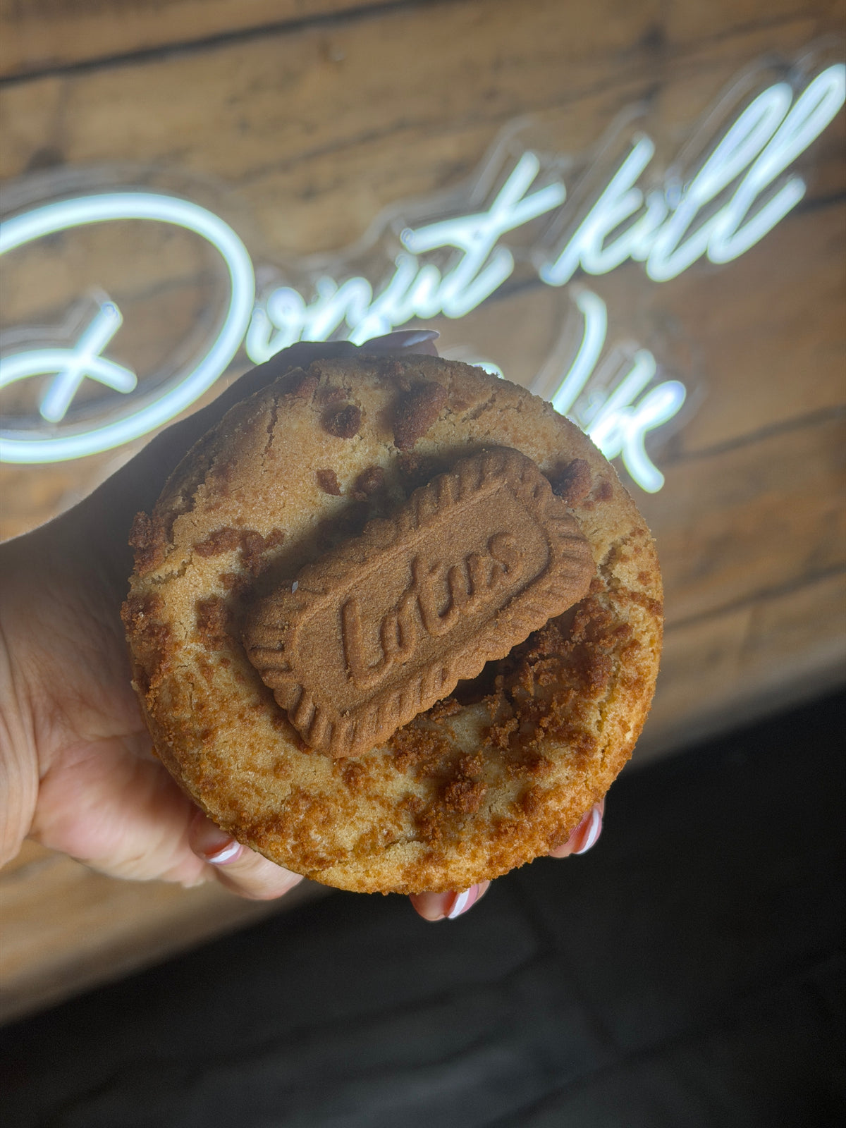 Biscoff Stuffed Cookie