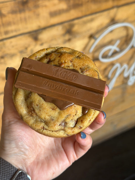 Kit Kat Stuffed Cookie
