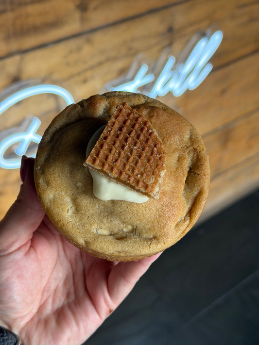 Stroop Stuffed Cookie