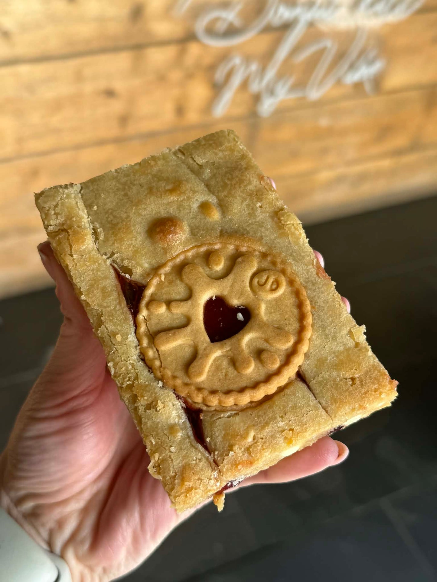Jammie Dodger Blondie